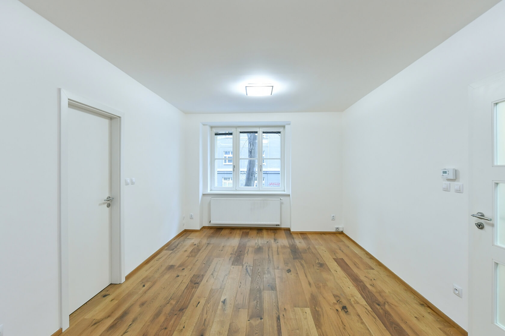 Radhošťská, Žižkov - Prague 3 | Rent, Apartment One-bedroom (2+kk), 51 m²