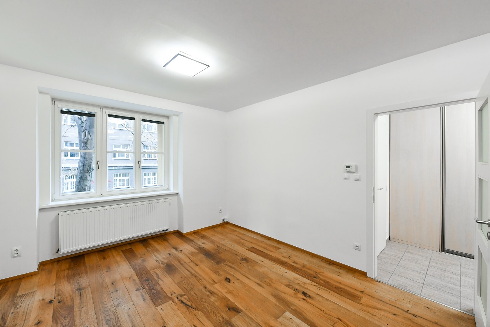 Radhošťská, Žižkov - Prague 3 | Rent, Apartment One-bedroom (2+kk), 51 m²