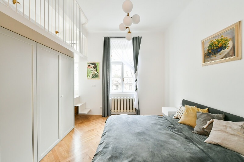 Varšavská, Vinohrady - Prague 2 | Rent, Apartment One-bedroom (2+kk), 50 m²