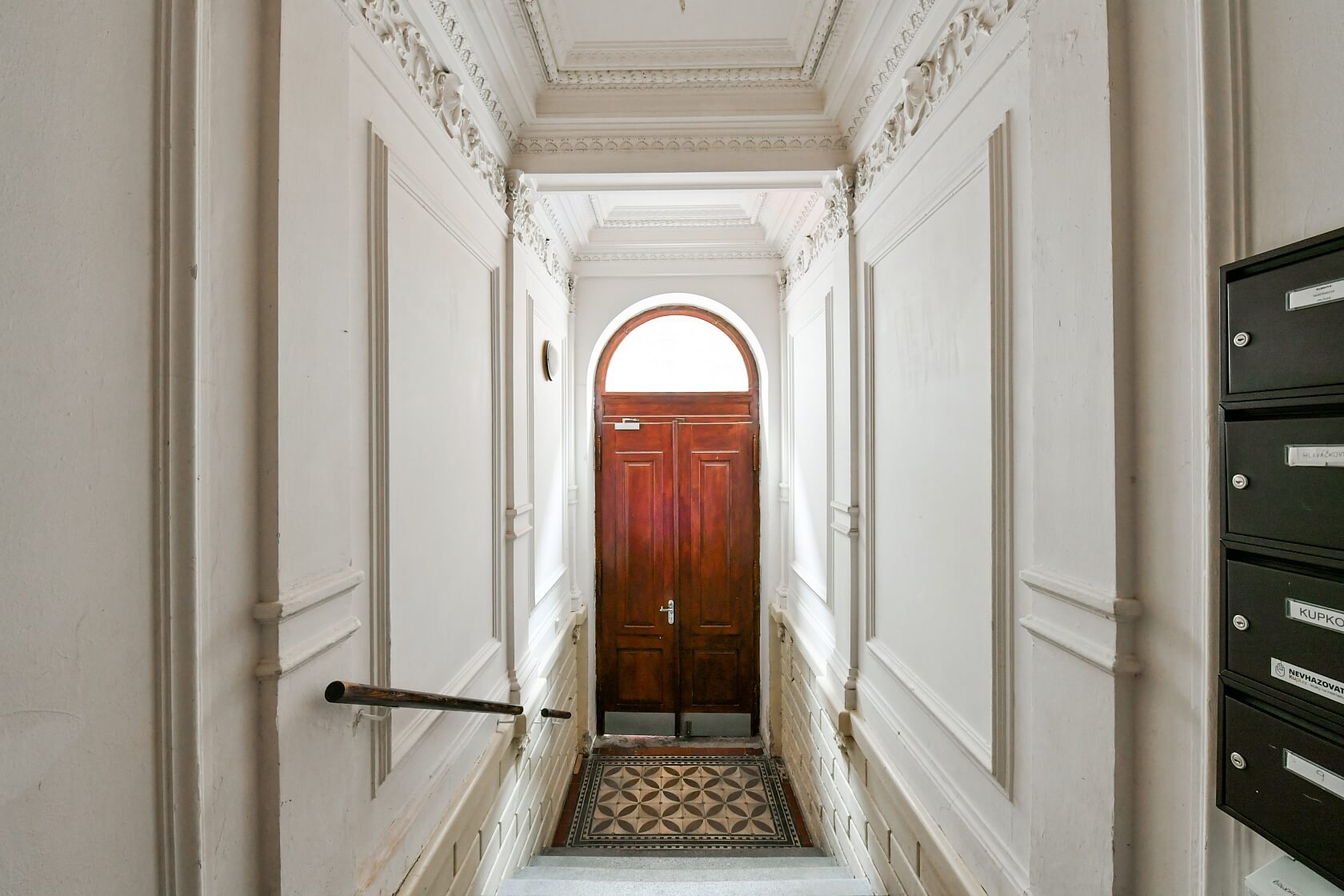 Varšavská, Vinohrady - Prague 2 | Rent, Apartment One-bedroom (2+kk), 50 m²