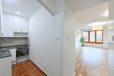 Chalupnická, Hostivař - Prague 10 | Sale, Apartment One-bedroom (2+kk), 61 m²