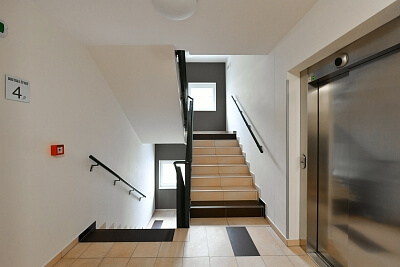 Svitákova, Stodůlky - Praha 5 | Pronájem, Byt 4+kk, 112 m²