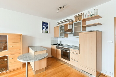 Merhoutova, Kunratice - Praha 4 | Pronájem, Byt 2+kk, 58 m²