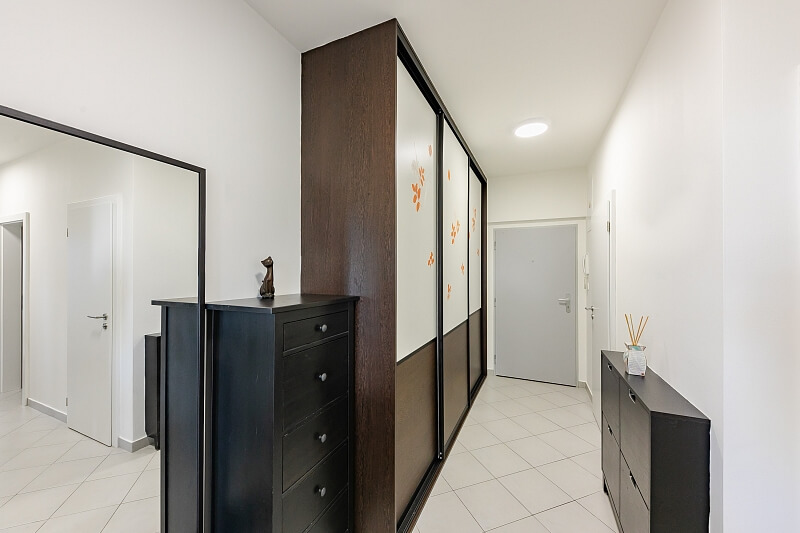 V Třešňovce, Hrdlořezy - Praha 9 | Prodej, Byt 3+kk, 89 m²