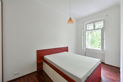 Kollárova, Karlín - Prague 8 | Sale, Apartment Two-bedroom (3+kk), 65 m²