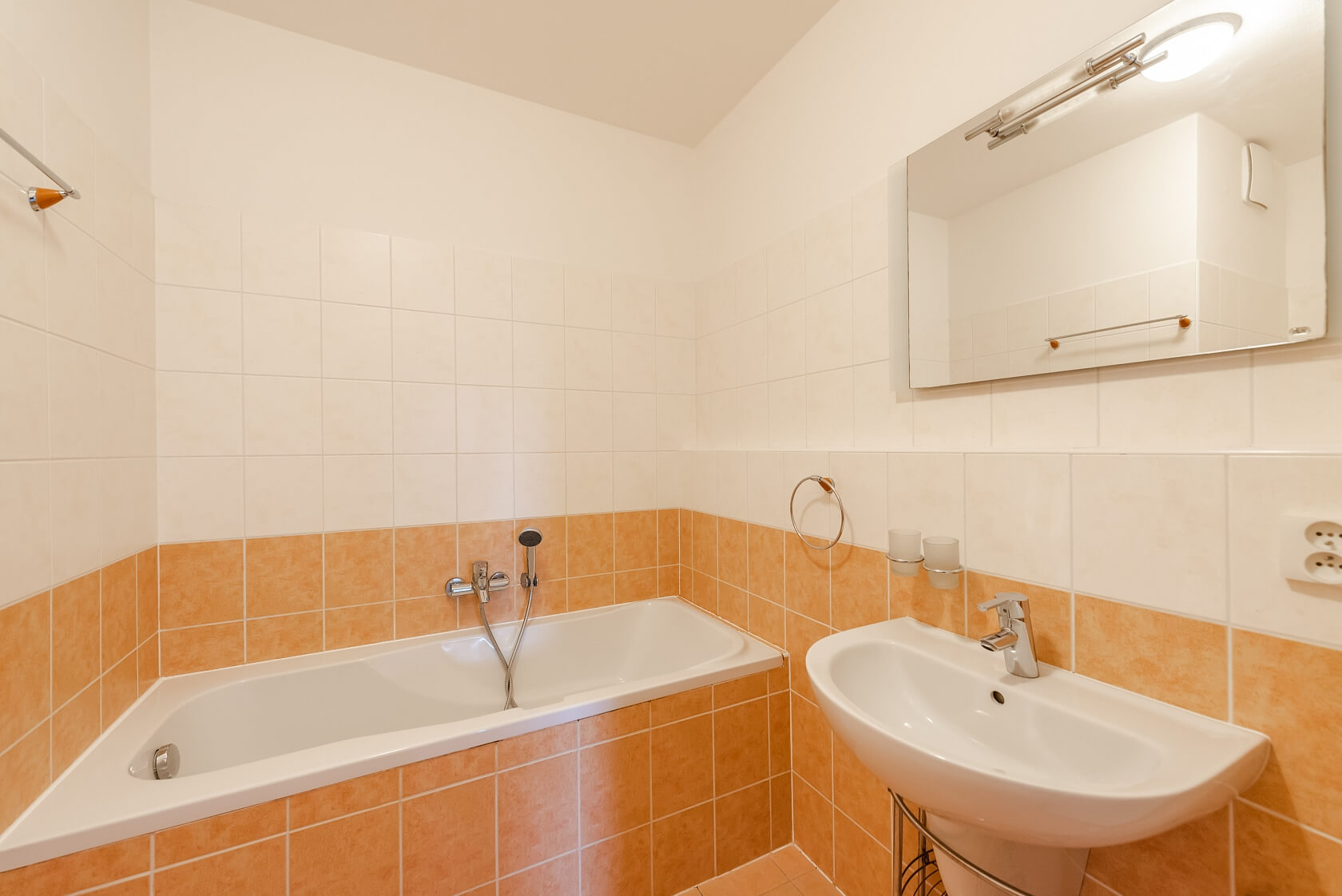 Pod Školou, Košíře - Praha 5 | Prodej, Byt 3+kk, 93 m²