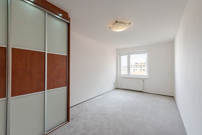 Pod Školou, Košíře - Prague 5 | Sale, Apartment Two-bedroom (3+kk), 93 m²