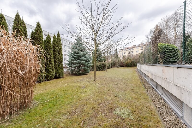 Pod Školou, Košíře - Prague 5 | Sale, Apartment Two-bedroom (3+kk), 93 m²