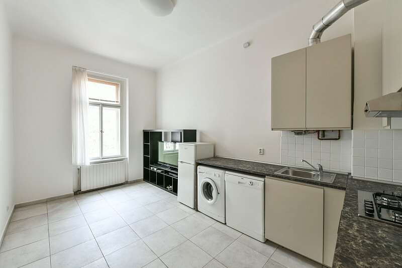 Lucemburská, Vinohrady - Prague 3 | Rent, Apartment One-bedroom (2+1), 85 m²