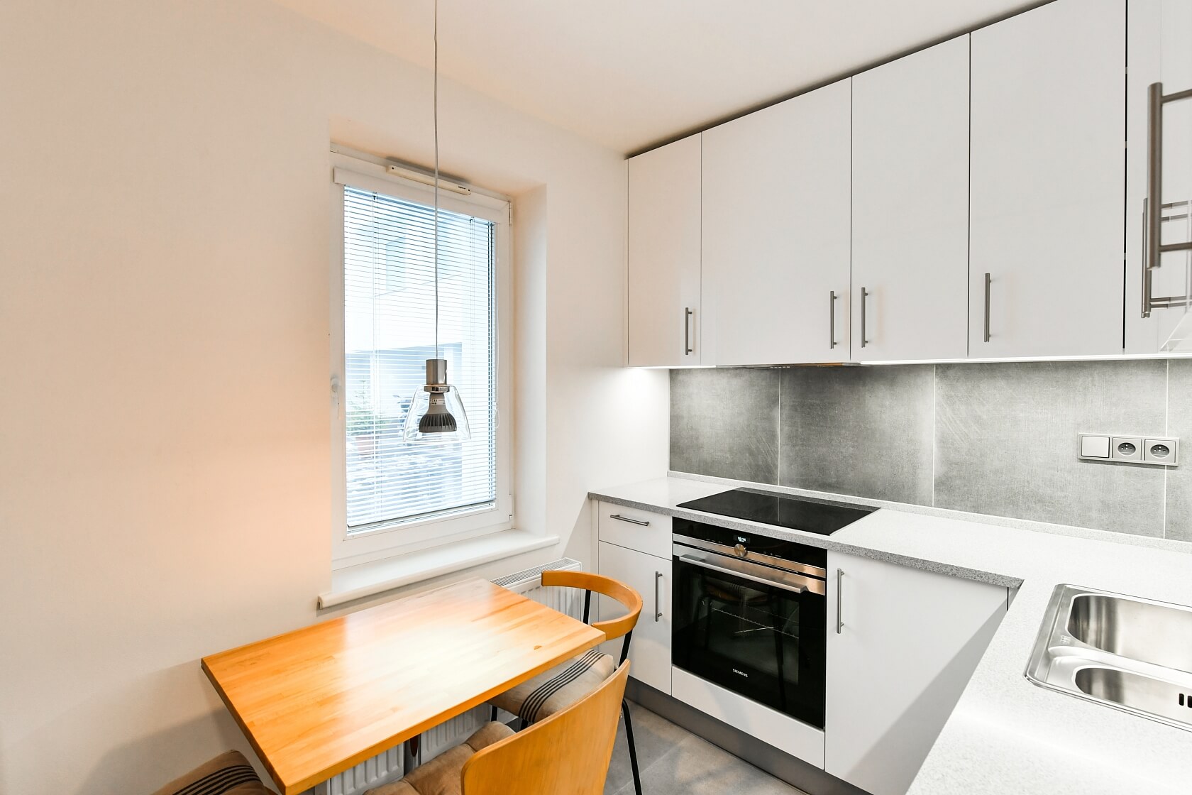 Přádova, Libeň - Prague 8 | Rent, Apartment One-bedroom (2+1), 68 m²