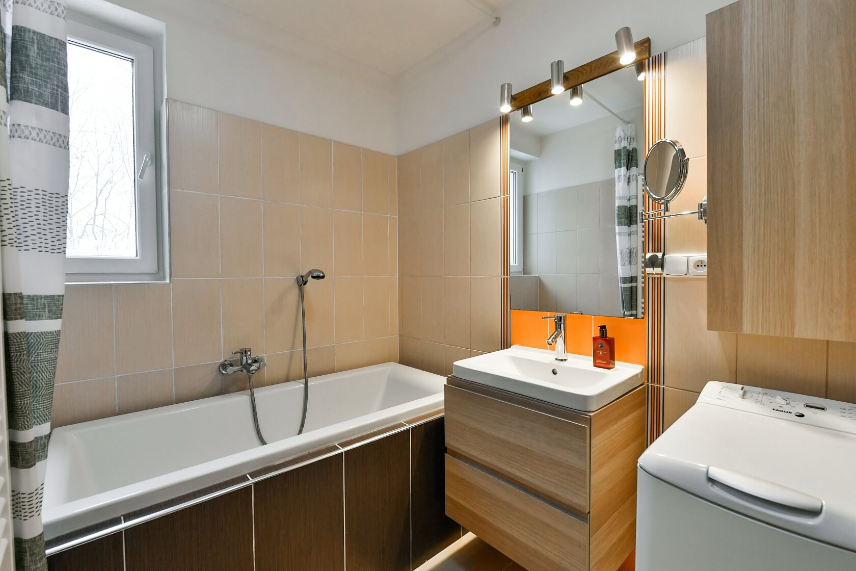 Konzumní, Horoměřice - Praha-západ | Prodej, Rodinný dům 4+kk, 96 m²