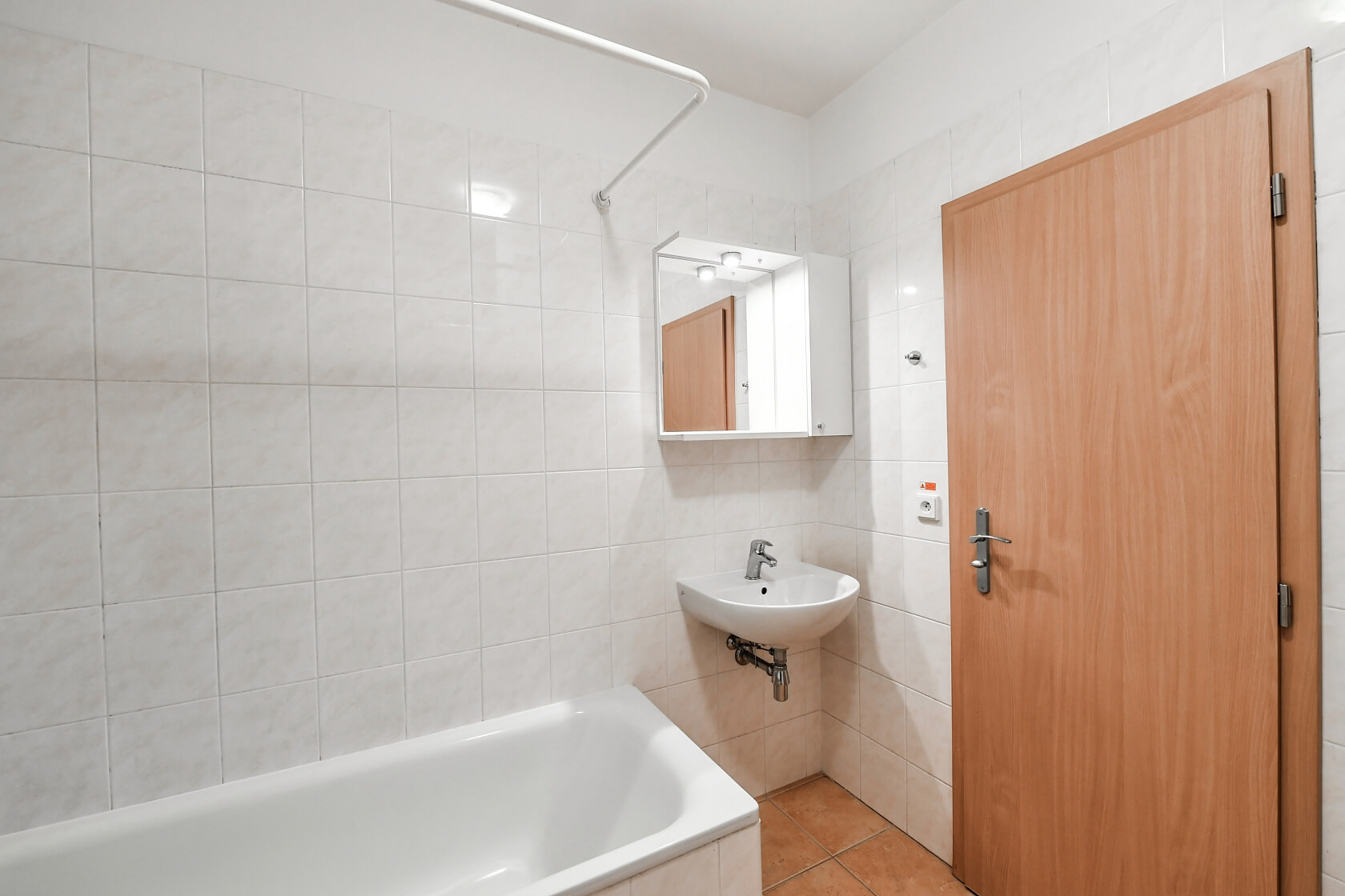 Petrohradská, Vršovice - Prague 10 | Rent, Apartment One-bedroom (2+kk), 62 m²