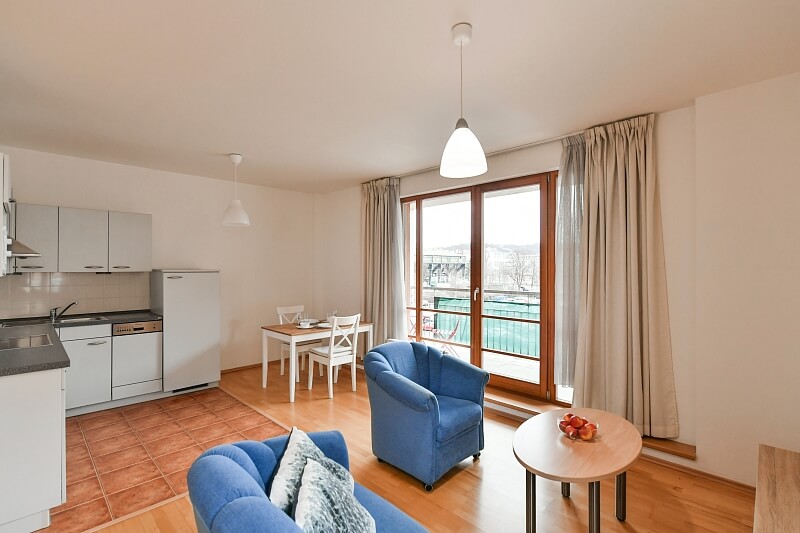 Petrohradská, Vršovice - Prague 10 | Rent, Apartment One-bedroom (2+kk), 62 m²