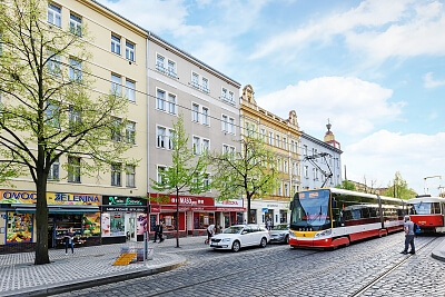 Petrohradská, Vršovice - Prague 10 | Rent, Apartment One-bedroom (2+kk), 62 m²