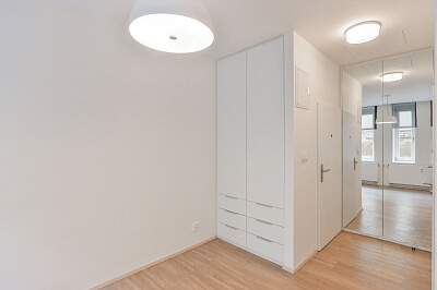 Lucemburská, Vinohrady - Prague 3 | Rent, Apartment Studio (1+kk), 30 m²