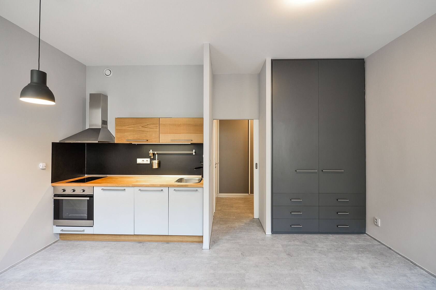 Lucemburská, Vinohrady - Praha 3 | Pronájem, Byt 1+kk, 30 m²