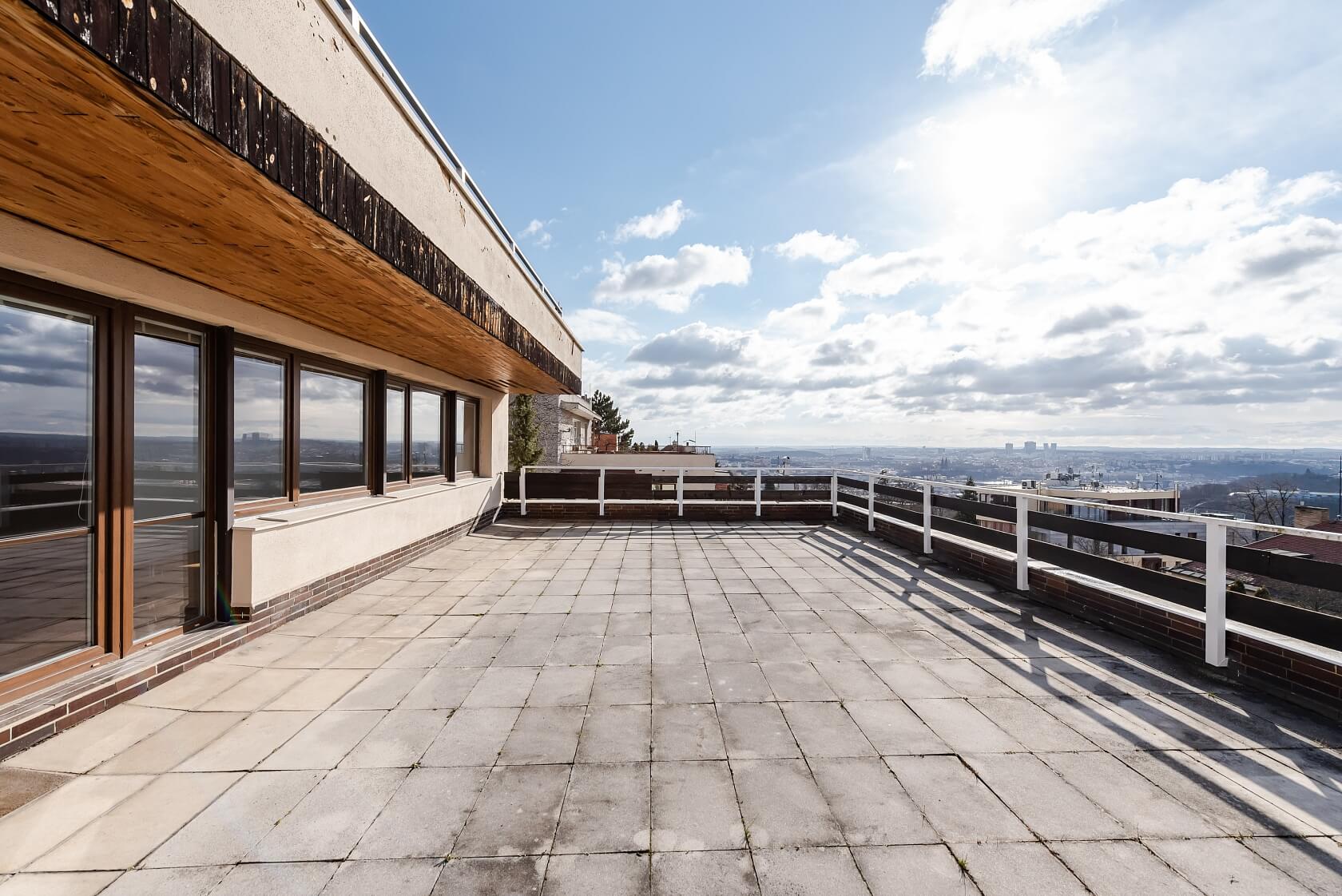 Na Hřebenkách, Smíchov - Prague 5 | Sale, Apartment Three-bedroom (4+1), 243 m²