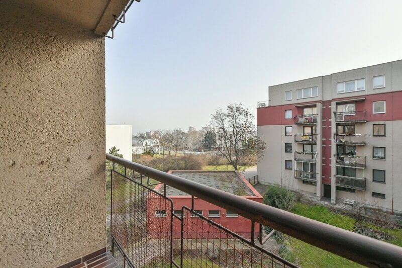 Nad Kapličkou, Strašnice - Prague 10 | Rent, Apartment Two-bedroom (3+1), 86 m²