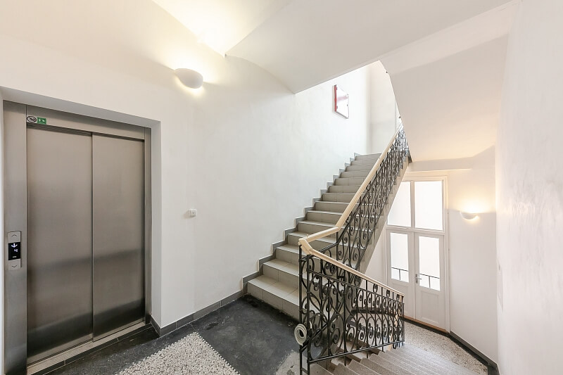 Jaselská, Bubeneč - Prague 6 | Rent, Apartment Three-bedroom (4+kk), 146 m²
