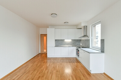 Waltariho, Hloubětín - Praha 9 | Pronájem, Byt 2+kk, 57 m²