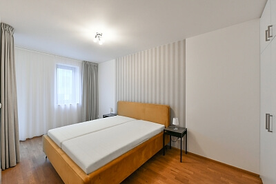 Pernerova, Karlín - Praha 8 | Pronájem, Byt 2+kk, 75 m²