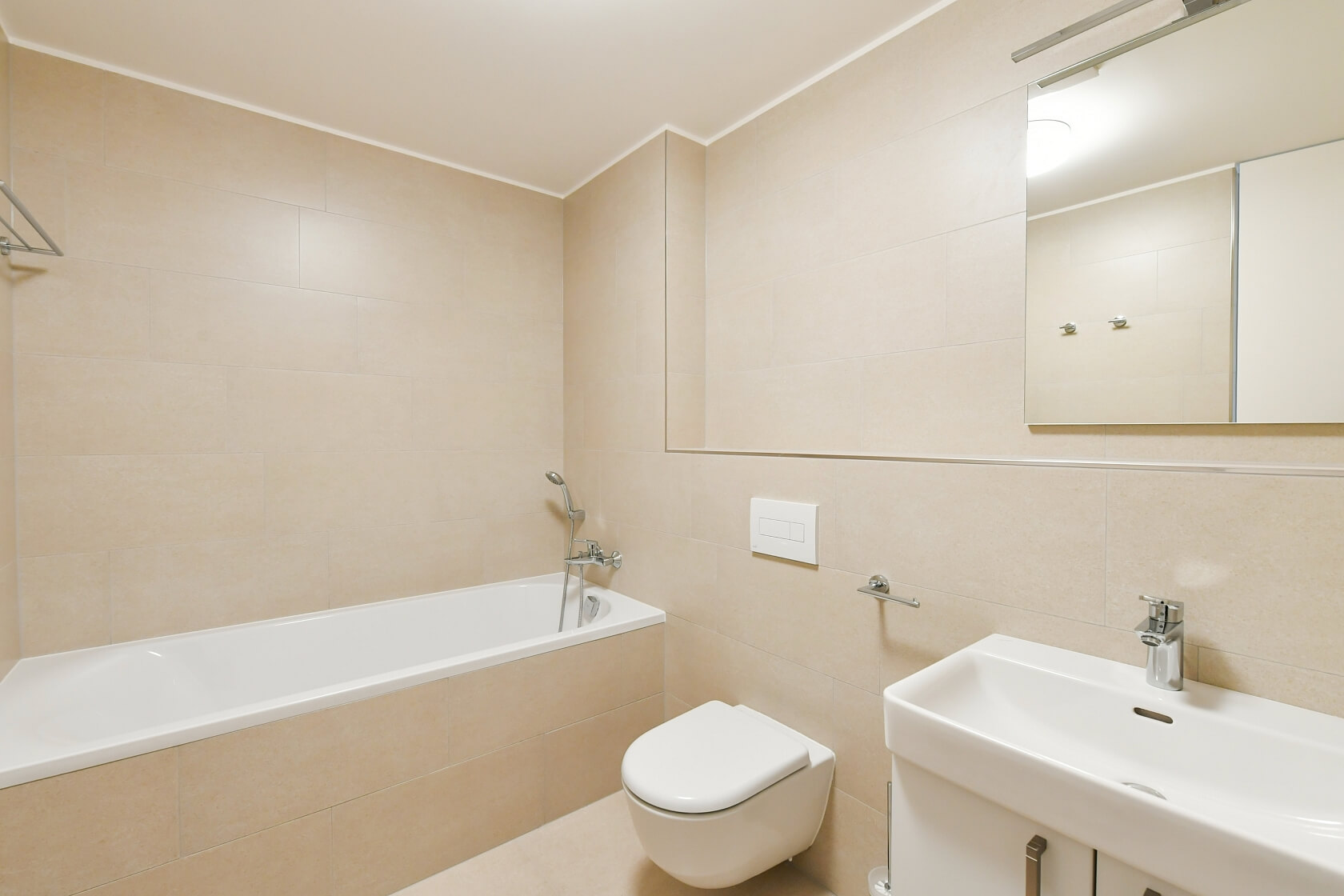 Pernerova, Karlín - Praha 8 | Pronájem, Byt 2+kk, 75 m²