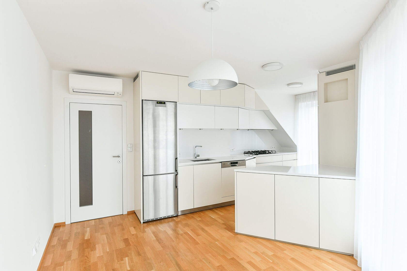 Brandejsovo náměstí, Suchdol - Praha 6 | Prodej, Byt 3+1, 127 m²