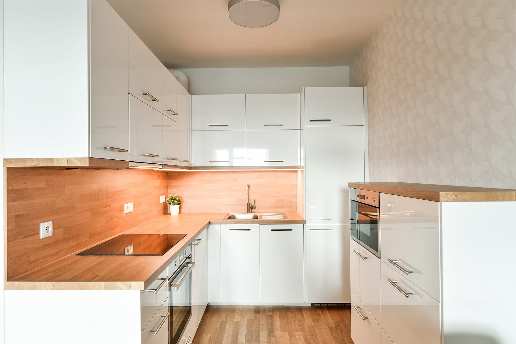 Holešovice - Praha 7 | Prodej, Byt 2+kk, 58 m²