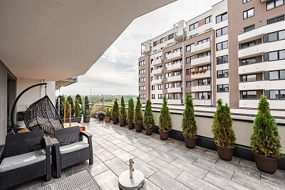 Honzíkova, Dolní Měcholupy - Praha 10 | Prodej, Byt 3+kk, 130 m²