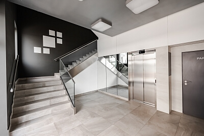 Honzíkova, Dolní Měcholupy - Prague 10 | Sale, Apartment Two-bedroom (3+kk), 130 m²