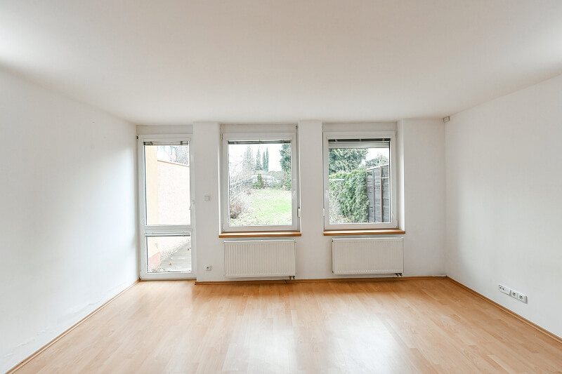 Javorová, Kobylisy - Prague 8 | Rent, House Four-bedroom (5+kk), 237 m²