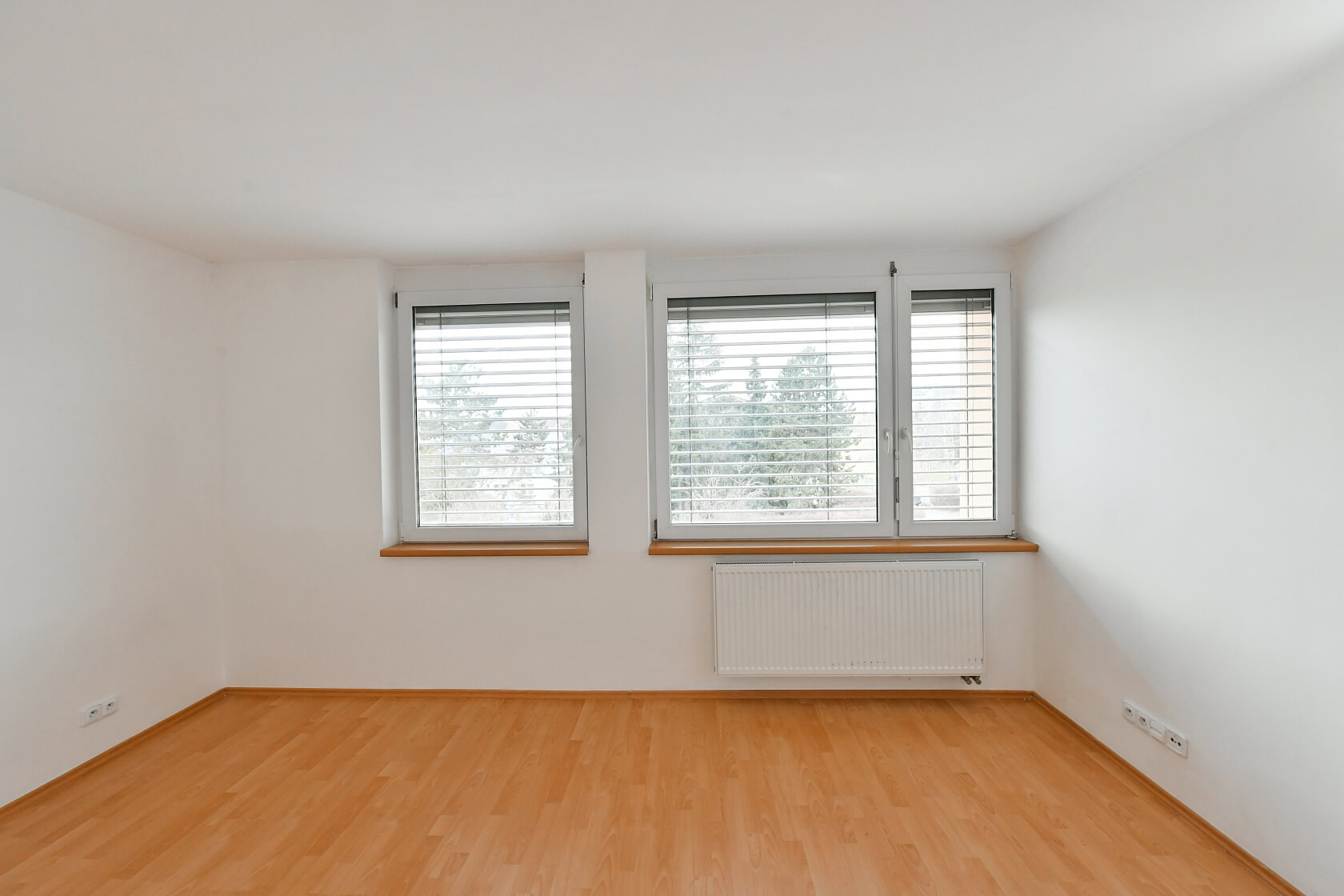 Javorová, Kobylisy - Prague 8 | Rent, House Four-bedroom (5+kk), 237 m²