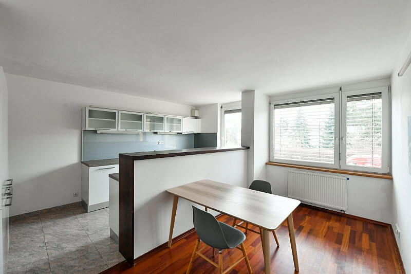 Javorová, Kobylisy - Prague 8 | Rent, House Four-bedroom (5+kk), 237 m²