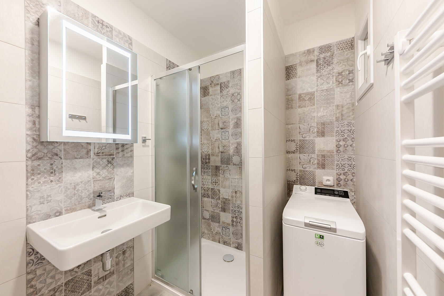 Lucemburská, Žižkov - Prague 3 | Rent, Apartment Two-bedroom (3+kk), 70 m²