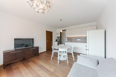 Bořanovická, Kobylisy - Praha 8 | Pronájem, Byt 3+kk, 63 m²