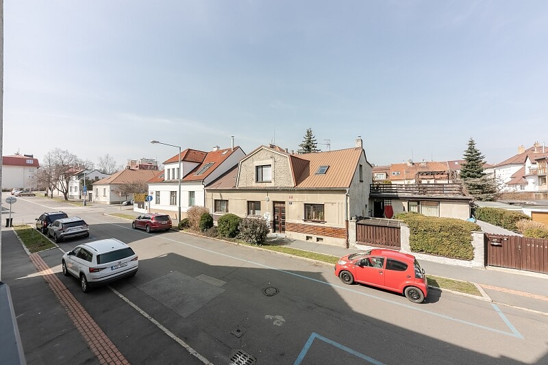 Bořanovická, Kobylisy - Praha 8 | Pronájem, Byt 3+kk, 63 m²