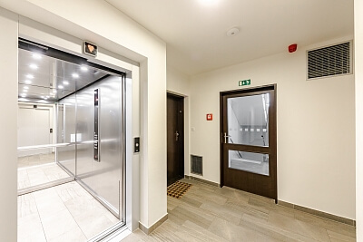 Štanderova, Letňany - Prague 9 | Sale, Apartment One-bedroom (2+kk), 69 m²