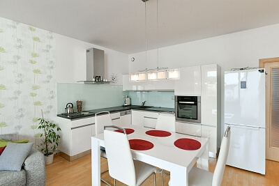 Na Návsi, Dolní Měcholupy - Prague 10 | Sale, Apartment Two-bedroom (3+kk), 89 m²