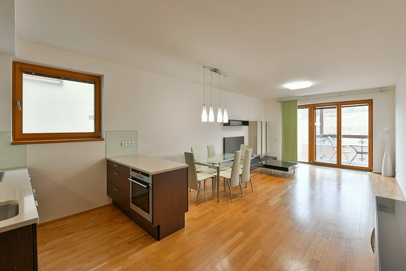 Linhartova, Košíře - Prague 5 | Rent, Apartment Two-bedroom (3+kk), 81 m²