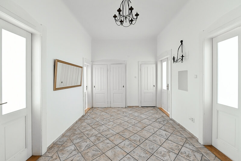 Ostrovní, Nové Město - Prague 1 | Rent, Apartment Two-bedroom (3+1), 107 m²