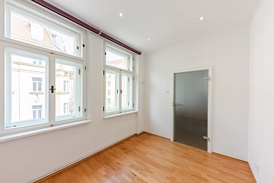 Kolínská, Vinohrady - Praha 3 | Pronájem, Byt 3+1, 114 m²