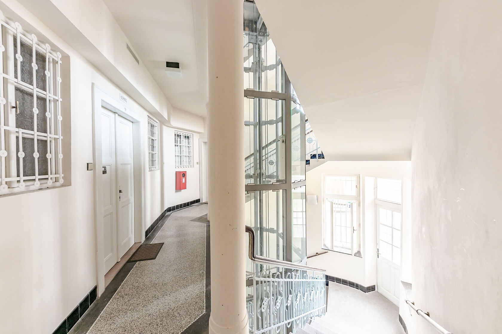 Kolínská, Vinohrady - Prague 3 | Rent, Apartment Two-bedroom (3+1), 114 m²