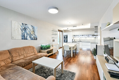 V Třešňovce, Hrdlořezy - Prague 9 | Sale, Apartment Two-bedroom (3+kk), 101 m²