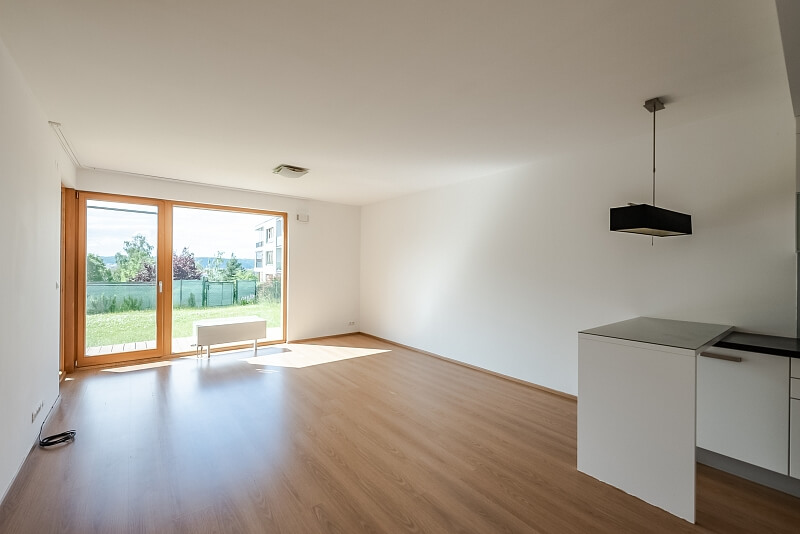 Generála Šišky, Modřany - Prague 4 | Rent, Apartment One-bedroom (2+kk), 73 m²