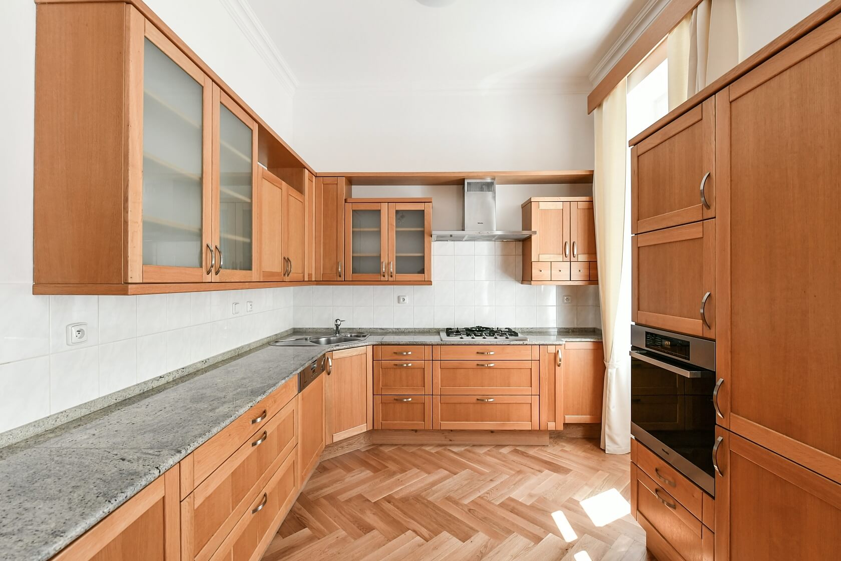 Na Kozačce, Vinohrady - Prague 2 | Rent, Apartment Two-bedroom (3+kk), 88 m²