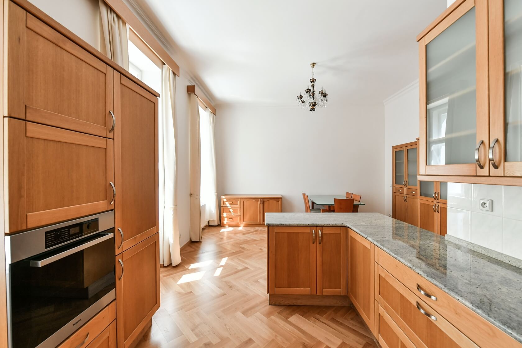 Na Kozačce, Vinohrady - Prague 2 | Rent, Apartment Two-bedroom (3+kk), 88 m²