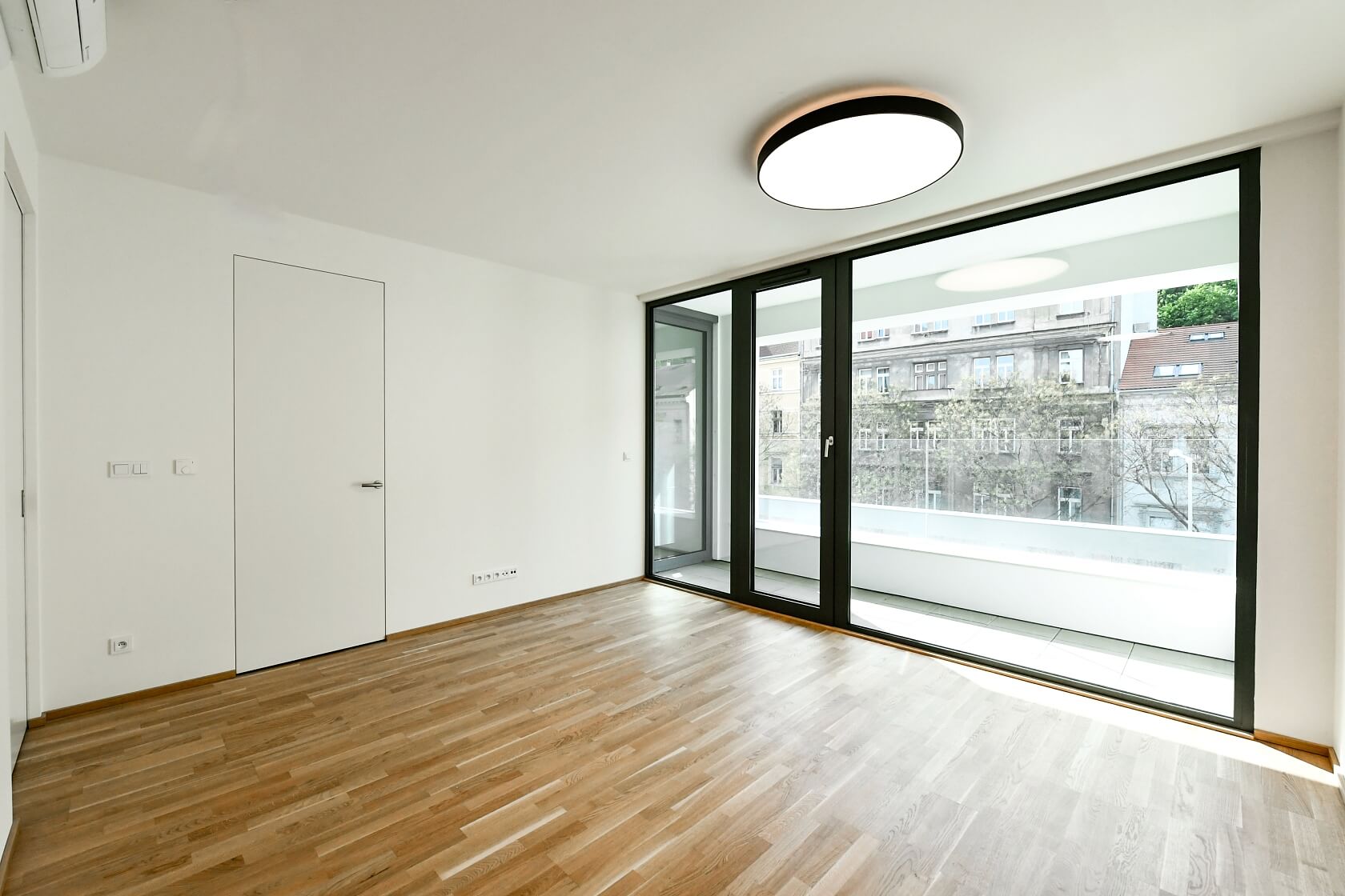 Pernerova, Karlín - Praha 8 | Pronájem, Byt 2+kk, 52 m²