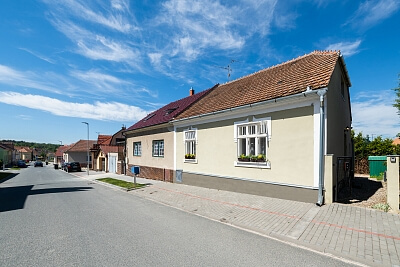 1. Máje, Valtice - Břeclav | Sale, House Three-bedroom (4+kk), 150 m²
