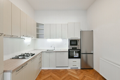 Janáčkovo nábřeží, Smíchov - Prague 5 | Rent, Apartment Two-bedroom (3+kk), 92 m²