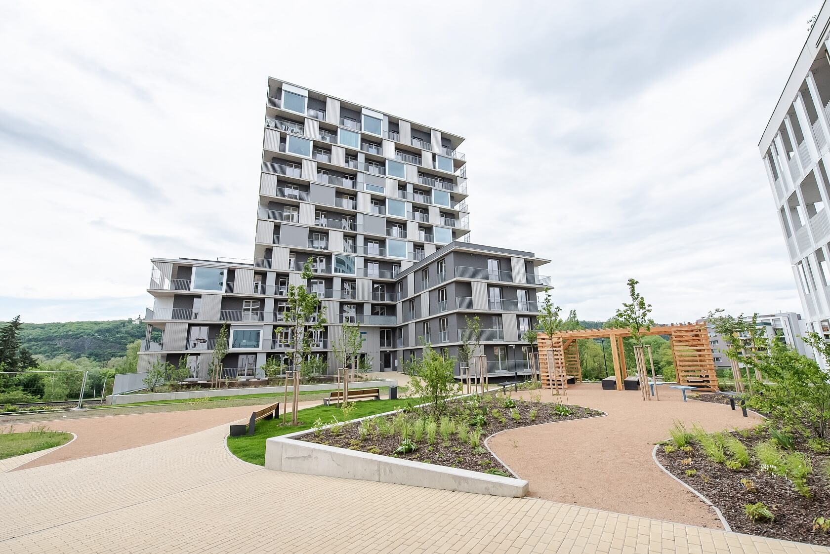 Mezi Vodami, Modřany - Praha 4 | Pronájem, Byt 2+kk, 82 m²